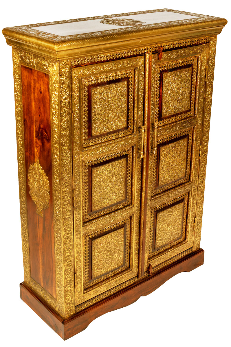 Commode en bois indienne Sashdev